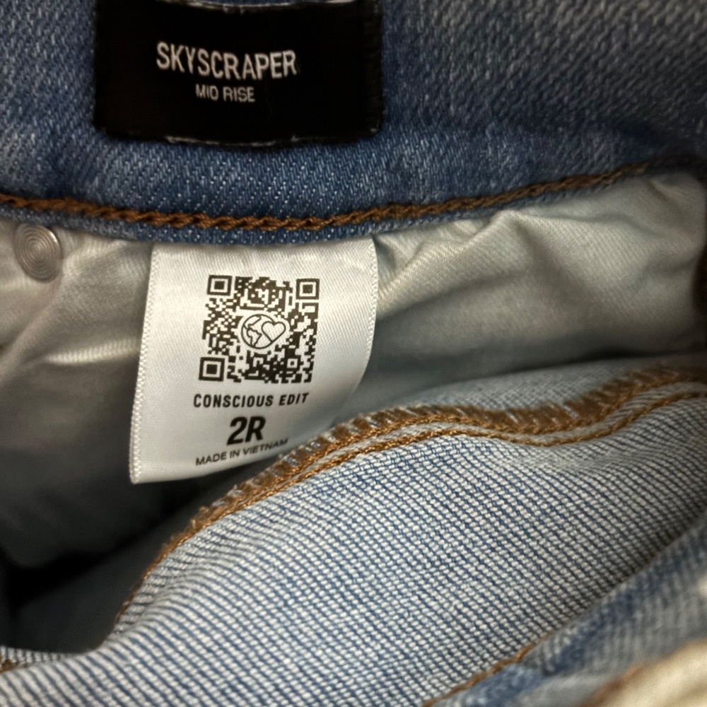 Express Jeans - Picture 10 of 12